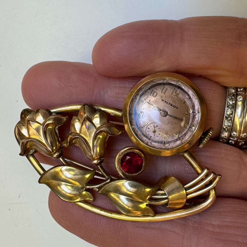 Antique Deco 1/20 12GF Waltham watch foliate brooch with Ruby Stone~watch works!